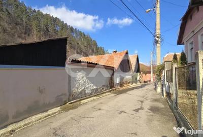 Casă cu 4 camere cu Canalizare în Schei - 4