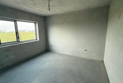 Duplex cu 4 camere cu Canalizare în Moșnița Nouă - 10