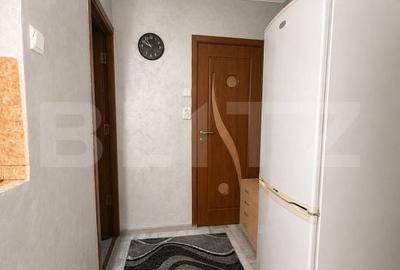 Apartament cu 2 camere semidecomandat în 22 Decembrie 1989 - 2