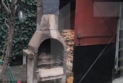 Casa,6 camere ,curte comuna in zona buna - 9