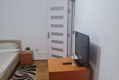 Obor metrou etaj 7 semidecomandat - 2