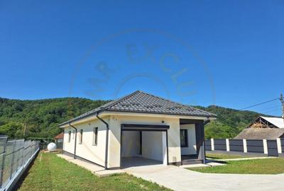 Casa de vanzare in Draganu-Arge?, priveli?te de povest - 4