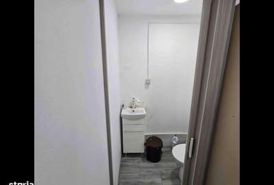 Spațiu comercial, de 30 mp, în Central - 3