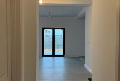 Duplex 4 dormitoare - zona Kids Park - Dumbravita - 2