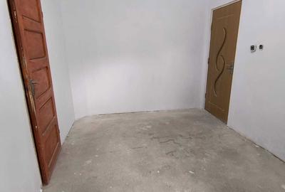 Casă cu 4 camere în Central - 2