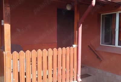 Casă cu 4 camere cu Teren 211 Mp în Palas - 8