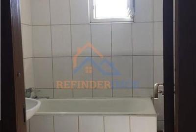 Oferta apartament 3 camere, bloc 1983, 65 mp Oferta apartament 3 camere, bloc 1983, 65 mp - 4