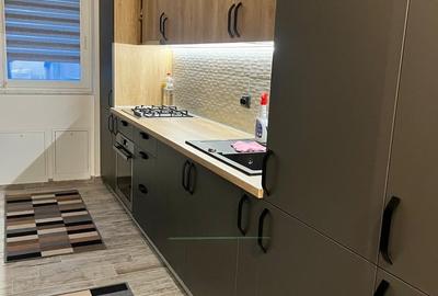 Apartament cu 2 camere decomandat în Apărătorii Patriei - 3