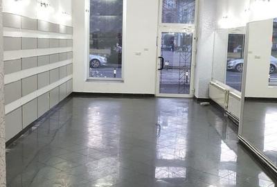 Spațiu comercial, de 70 mp, în Central - 1
