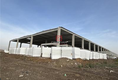 Spațiu comercial, de 5,000 mp, în Central - 6
