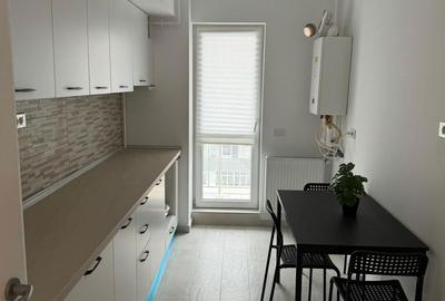 Apartament cu 2 camere decomandat în Apărătorii Patriei - 1