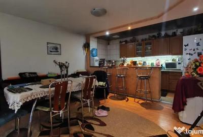 Casă cu 4 camere cu Teren 315 Mp în 22 Decembrie - 11