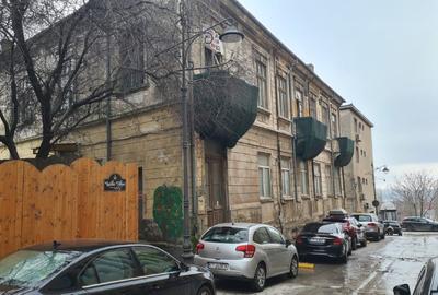 Casă cu 5 camere cu Teren 302 Mp în Ultracentral - 2