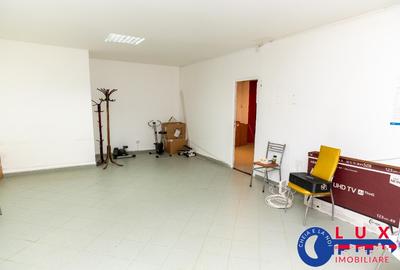 Spațiu comercial, de 40 mp, în Central - 1