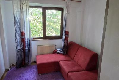 Apartament cu 3 camere decomandat în Micro 16 - 4