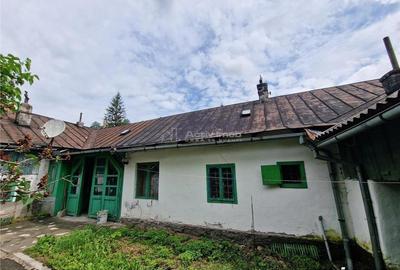 Casă cu 5 camere cu Teren 2446 Mp în Central - 11