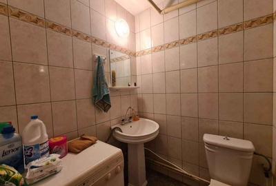 Apartament 4 camere decomandat etaj 1 zona Miorita - 7