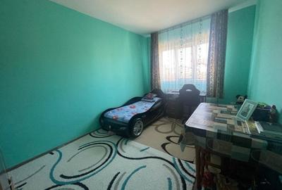 Apartament cu 2 camere semidecomandat, mobilat în Florești - 9