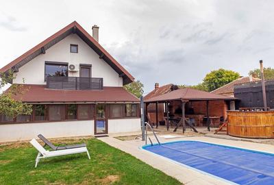 Casă individuală cu 11 camere cu Piscina în Apateu - 17
