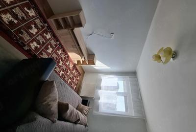 Apartament cu 3 camere semidecomandat în 14 Mai - 8