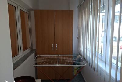 Apartament cu 3 camere decomandat în Ștrand - 2
