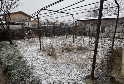 Casă individuală cu 3 camere cu Canalizare în Central - 9