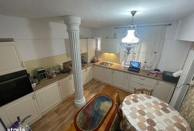 Apartament cu 3 camere decomandat în Central - 1