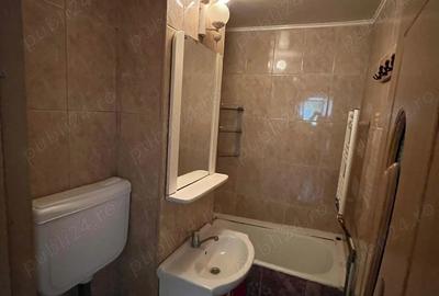 Apartament 3 camere decomandat - 1