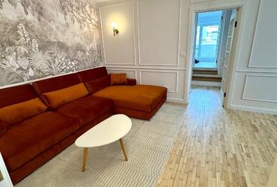 Apartament cu 3 camere semidecomandat, mobilat în 13 Septembrie - 9