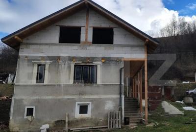 Casă cu 4 camere cu Teren 1360 Mp în Iris - 18