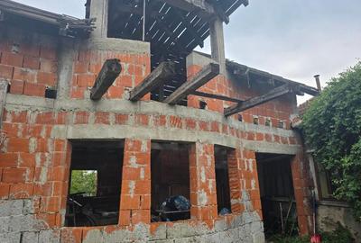 Casa loc SUMUGIU , sc 200 mp , parte veche si noua, ter 2670, sosea - 7