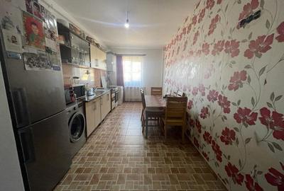 Apartament cu 2 camere semidecomandat, mobilat în Florești - 1