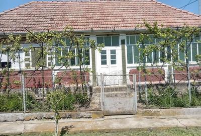 Casă cu 3 camere în Central - 8