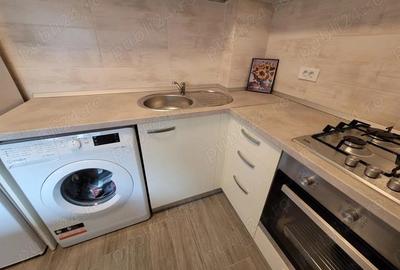 Garsoniera Regie Residence 1 - 4