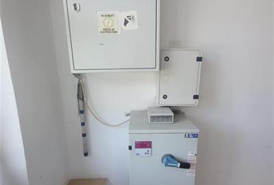 Spațiu comercial, de 750 mp, în Zona Industrială - 20