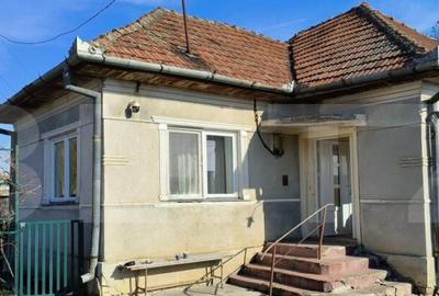 Teren intravilan 5800 mp, Chinteni, sat Padureni, pentru dez - 8