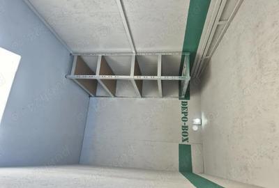 Spațiu comercial, de 4 mp, în Central - 9