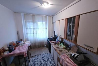 Apartament 3 camere - decomandat - Alexandru Obregia - bloc reabilitat - 7