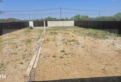 Casă cu 3 camere decomandat în Someșeni