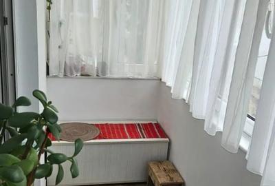 Apartament cu 4 camere decomandat, mobilat în Dacia - 3