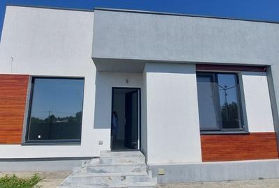 Casă individuală cu 4 camere în Berceni