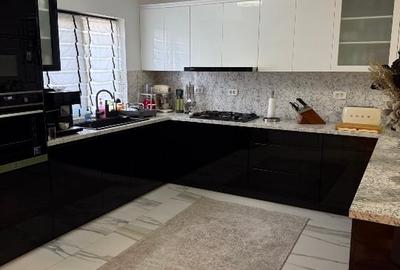 De vanzare Doua duplex-uri Drumul Binelui, sect 4 - 6