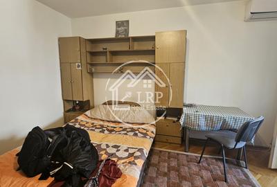 Garsonieră decomandată, mobilată în Pajura - 3