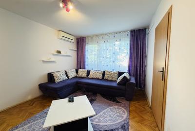 Apartament cu 2 camere nedecomandat, mobilat în P-ța Doina - 2