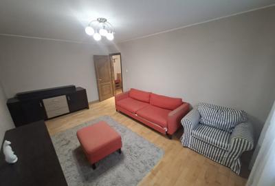 Apartament cu 3 camere decomandat, mobilat în Nicolina - 1