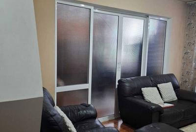 Apartament cu 3 camere decomandat în Petros - 3