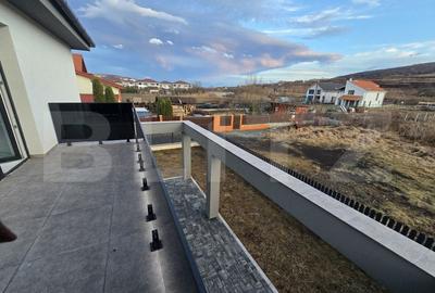 Casa individuala moderna, cu garaj, la intrare in Chinteni - 2