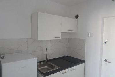 Garsonieră semidecomandată în CET - 1