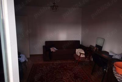 Camera de inchiriat marasti pentru o tanara fata. - 4