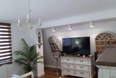 Apartament cu 3 camere de vanzare zona Grivitei - 2